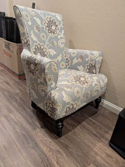 Accent chair
