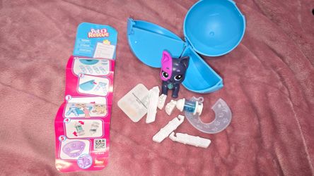 Zuru 5 Surprise Pet Rescue Pink and Purple Cat