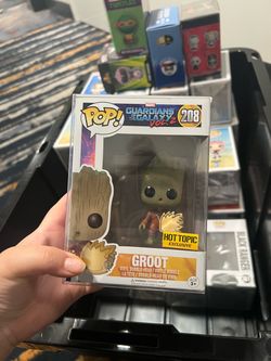 Funko Pop Groot #208 Hot Topic Exclusive