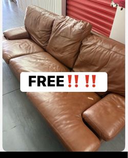 FREE SOFA PICK UP 6pm