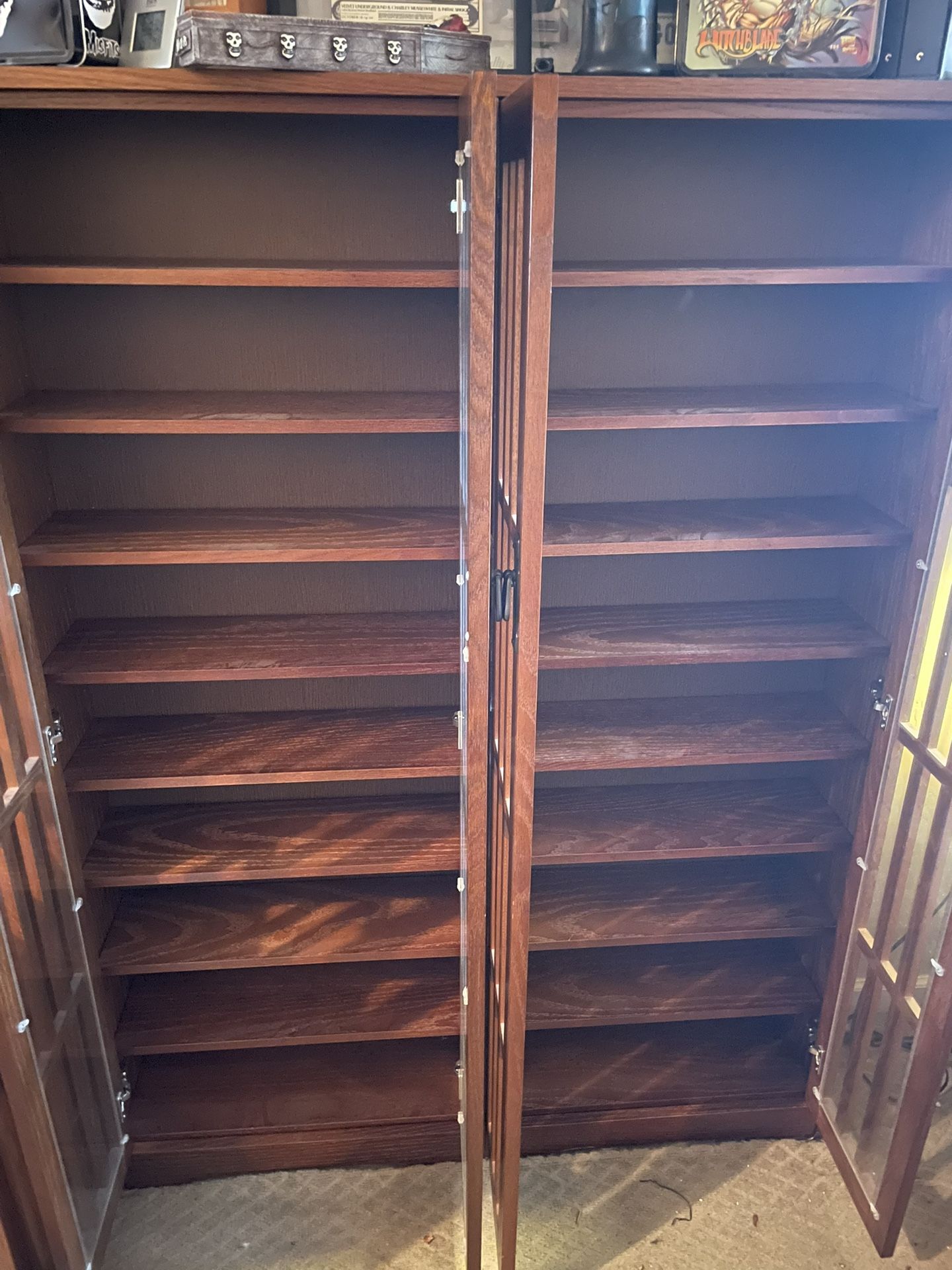 CD and/or DVD Cabinet