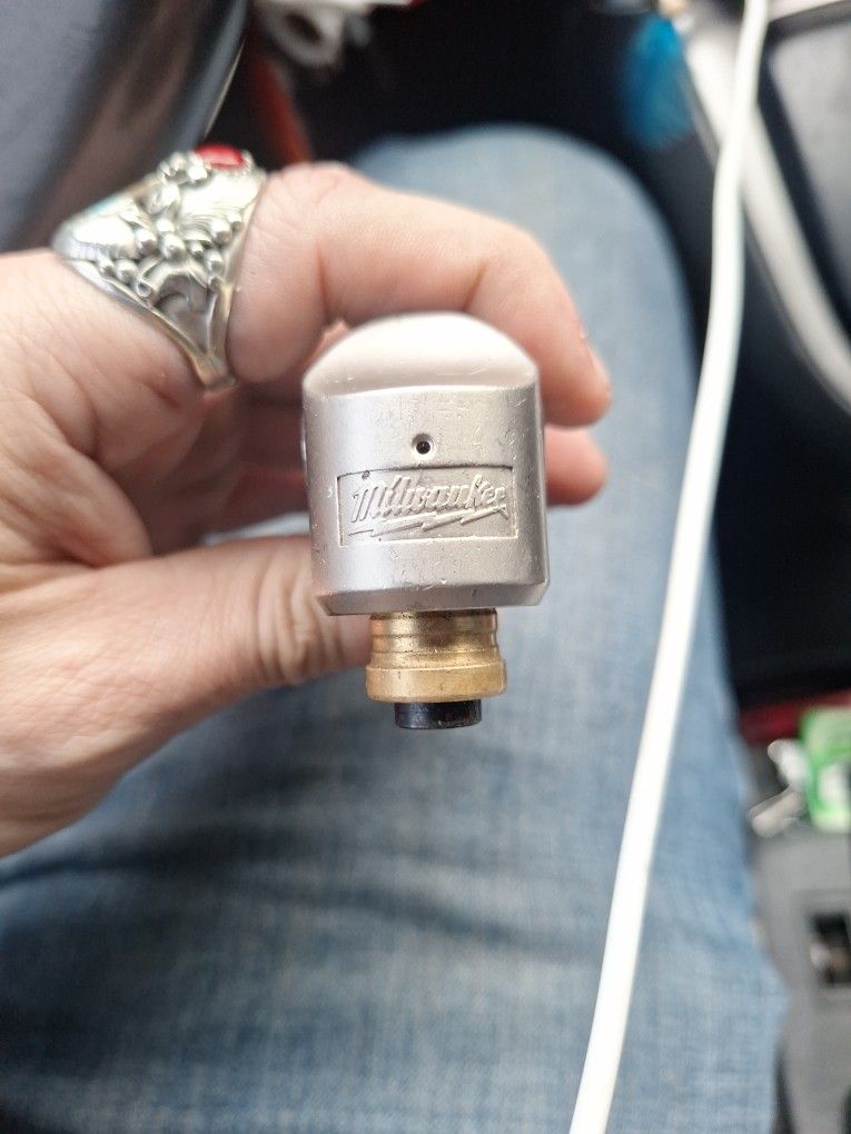 Milwaukee Hex Driver 90 Degree Attachment