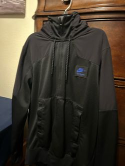Black Nike Air Max Zip Up Jacket Size Medium