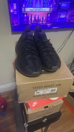 Yeezy size 10.5