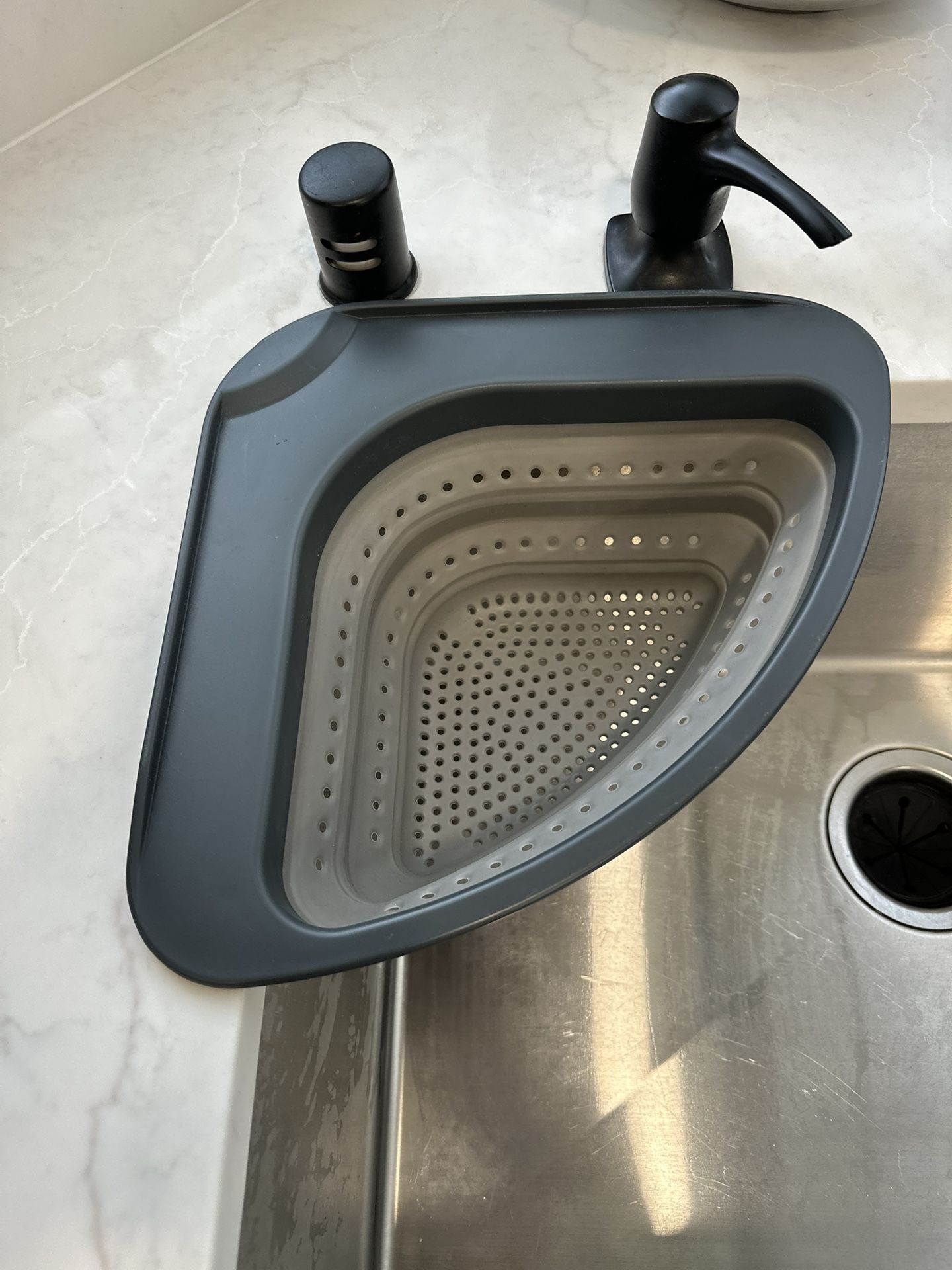 KochBlume Collapsible Corner Colander