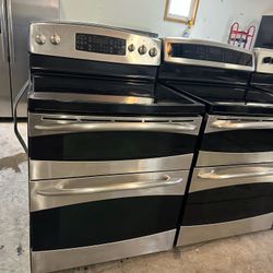 GE Stainless Double Oven Range 