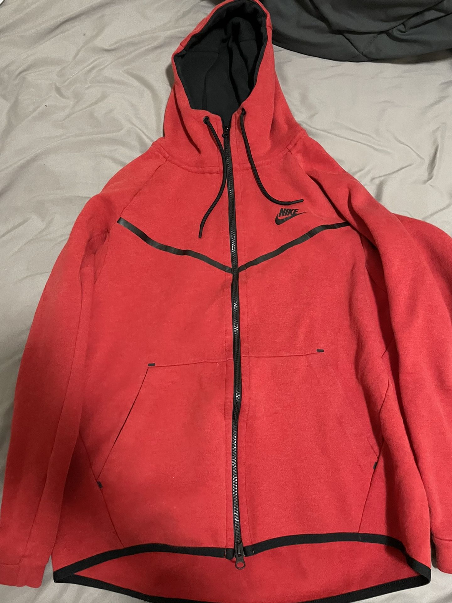 nike tech fleece jacket