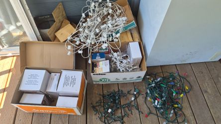 Incadenscent C9 light strings, 250 bulbs