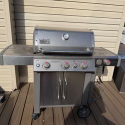 Weber Grill - Stainless Steel