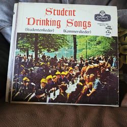 OLD VINTAGE VINAL RECORDS ALL IN MINT CONDITION 