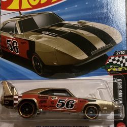 Hot Wheels 69 Dodge Charger Daytona 