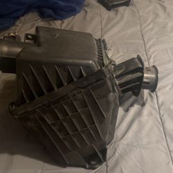 Air Box And Maf Sensor Nissan Frontier