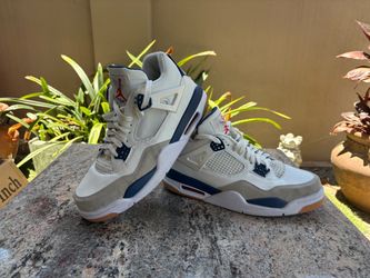 Mens Jordan Retro 4 SB size 10