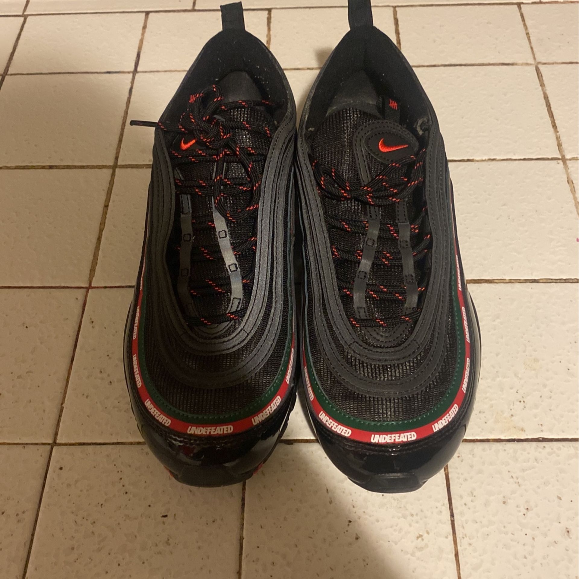 Nike Walking Shoes Nike Men Red Solid GTS 97 Sneakers