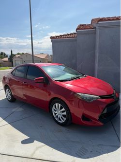 Tollota corolla le modelo 2019