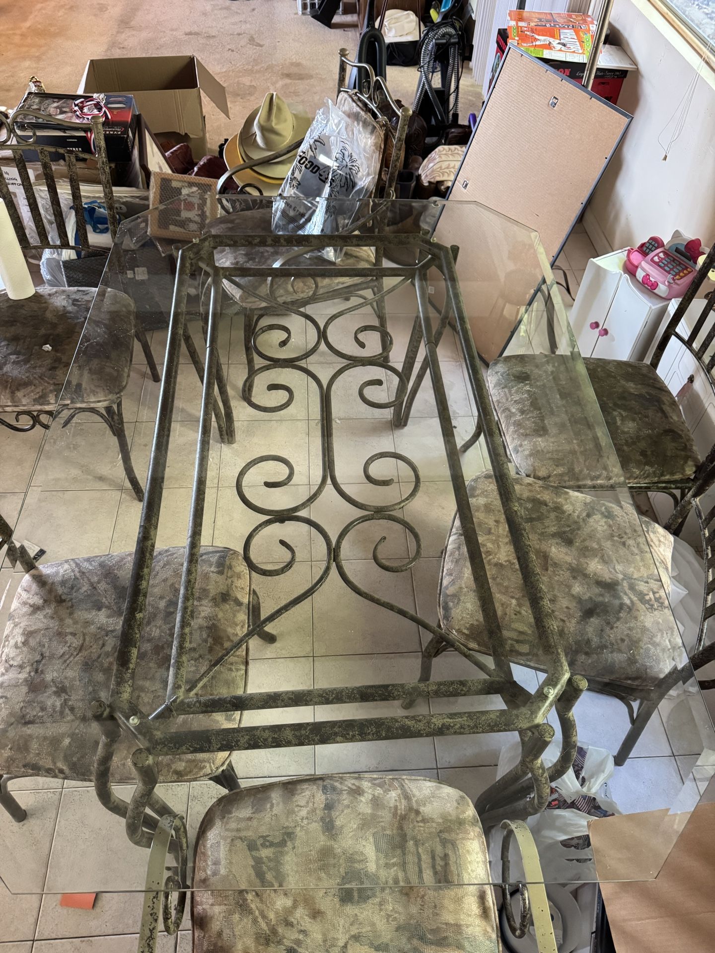 Dining Room Set (6 Chairs) 