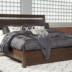 Ashley Furniture Queen Bed &Dresser