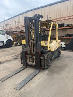 2015 Hyster 12,000 lbs capacity forklift