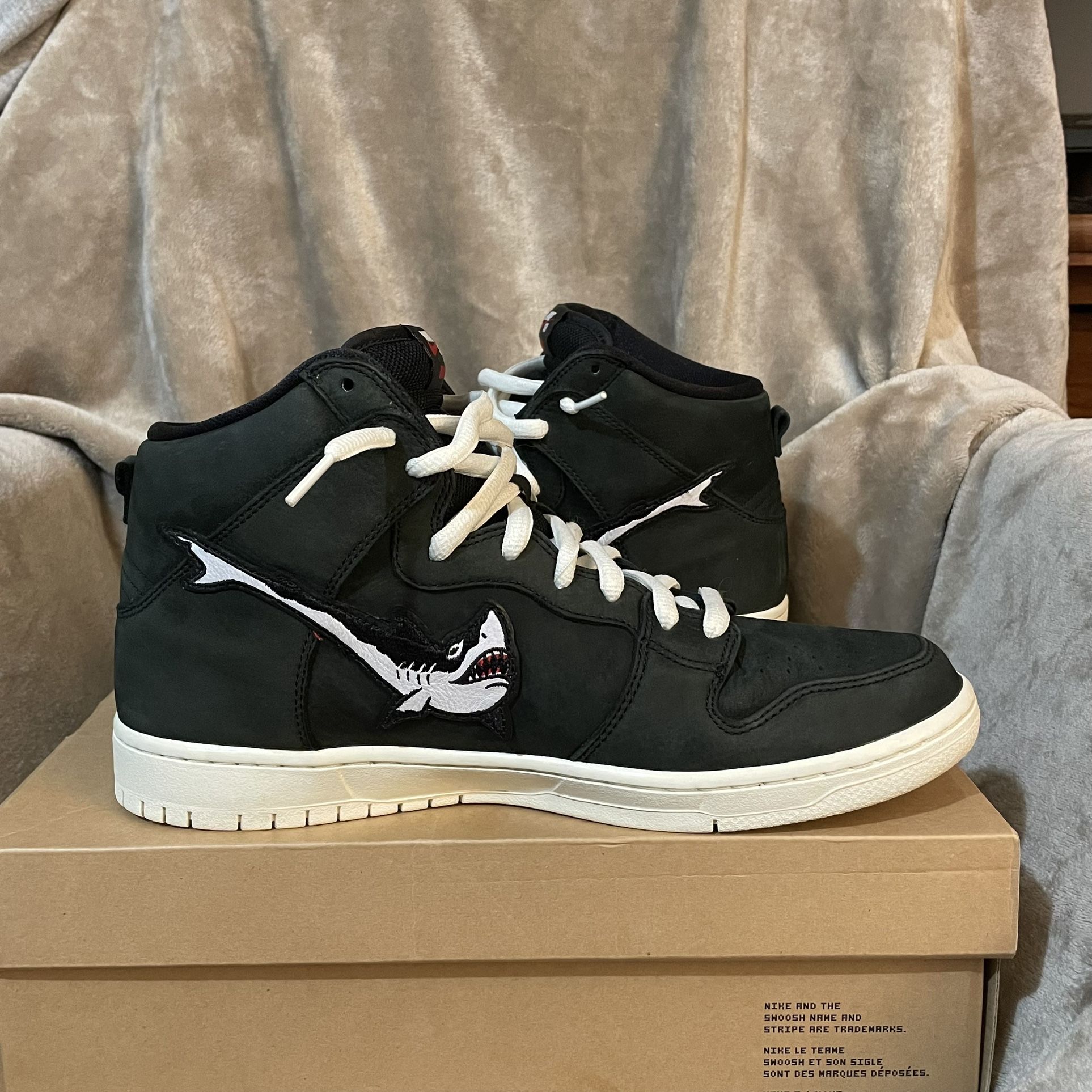 Nike SB Dunk High Oski Shark Men's Sz 12 for Sale in Parma Heights