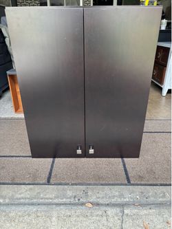 Expresso cabinet two door top