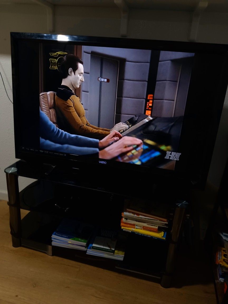 Vizio 47" Tv With Stand