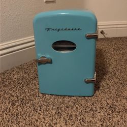 Frigidaire Teal/Blue Mini Fridge