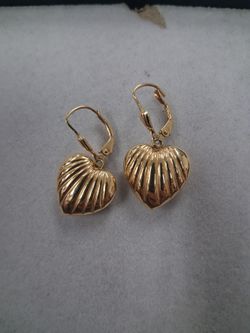 Gold heart Dangle Earrings