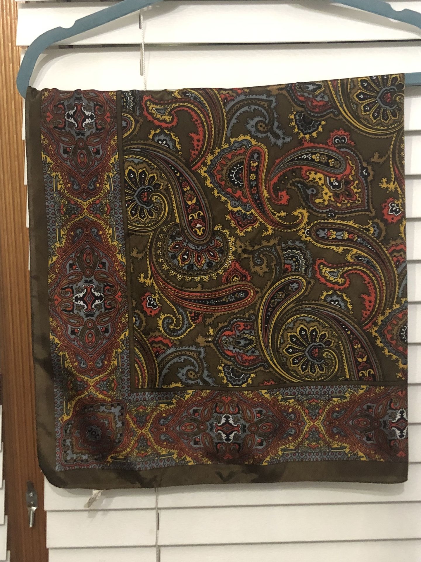 Italian Vintage Paisley Scarf – Multicolor Square
