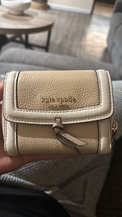 Kate spade beige wallet