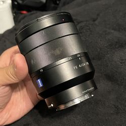 Sony Zeiss 24-70mm F4 E Mount Lens