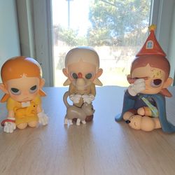 Zsiga Figures
