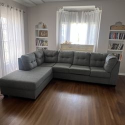 Sofa / Couch 