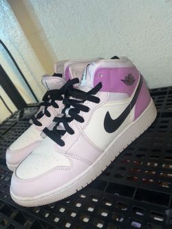 Jordan women’s sneakers