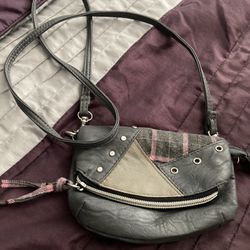Claires gray fold over purse
