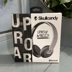 Skullcandy Uproar Wireless Headphones