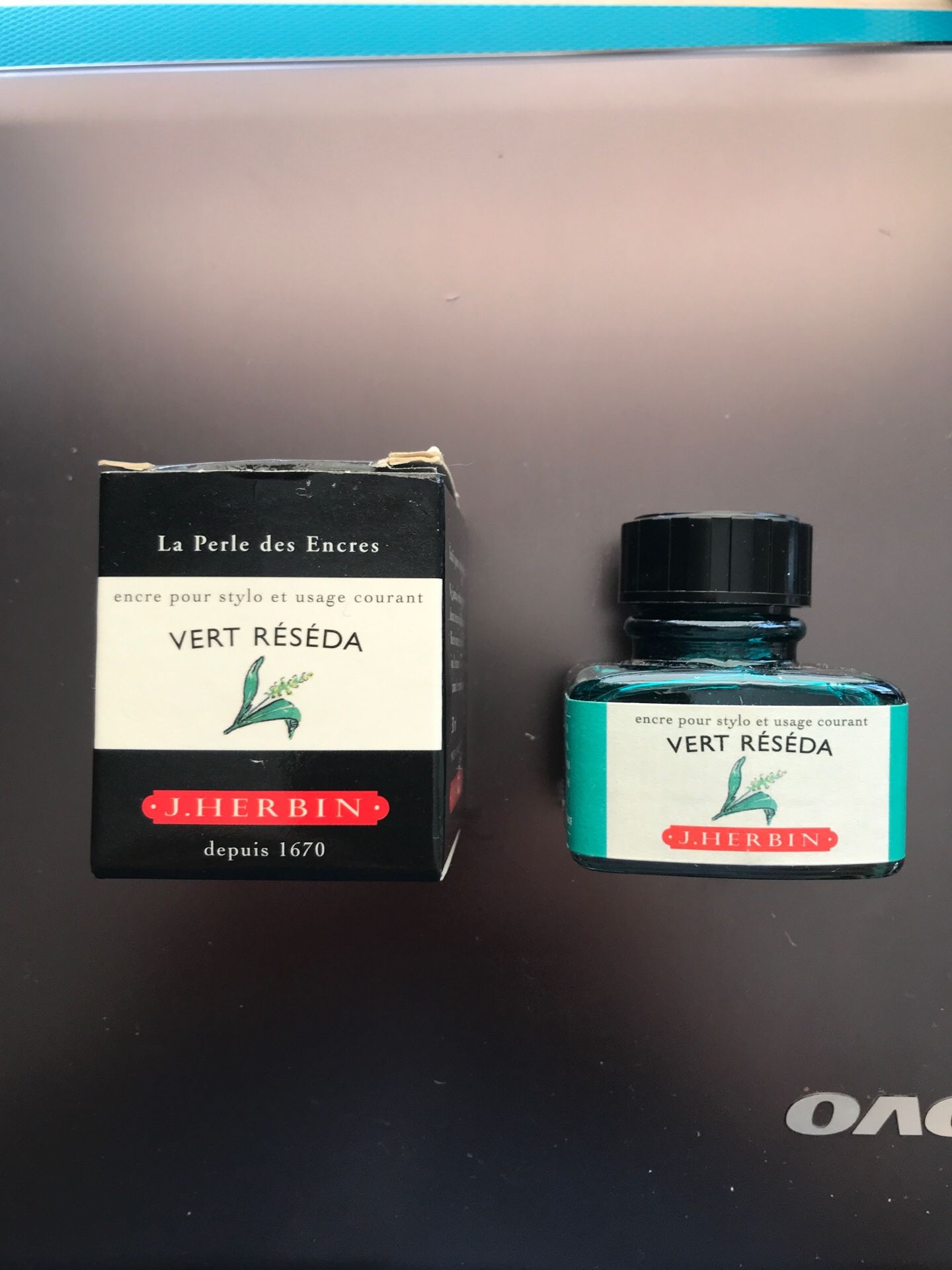 J. Herbin Fountain Pen Ink Vert Reseda