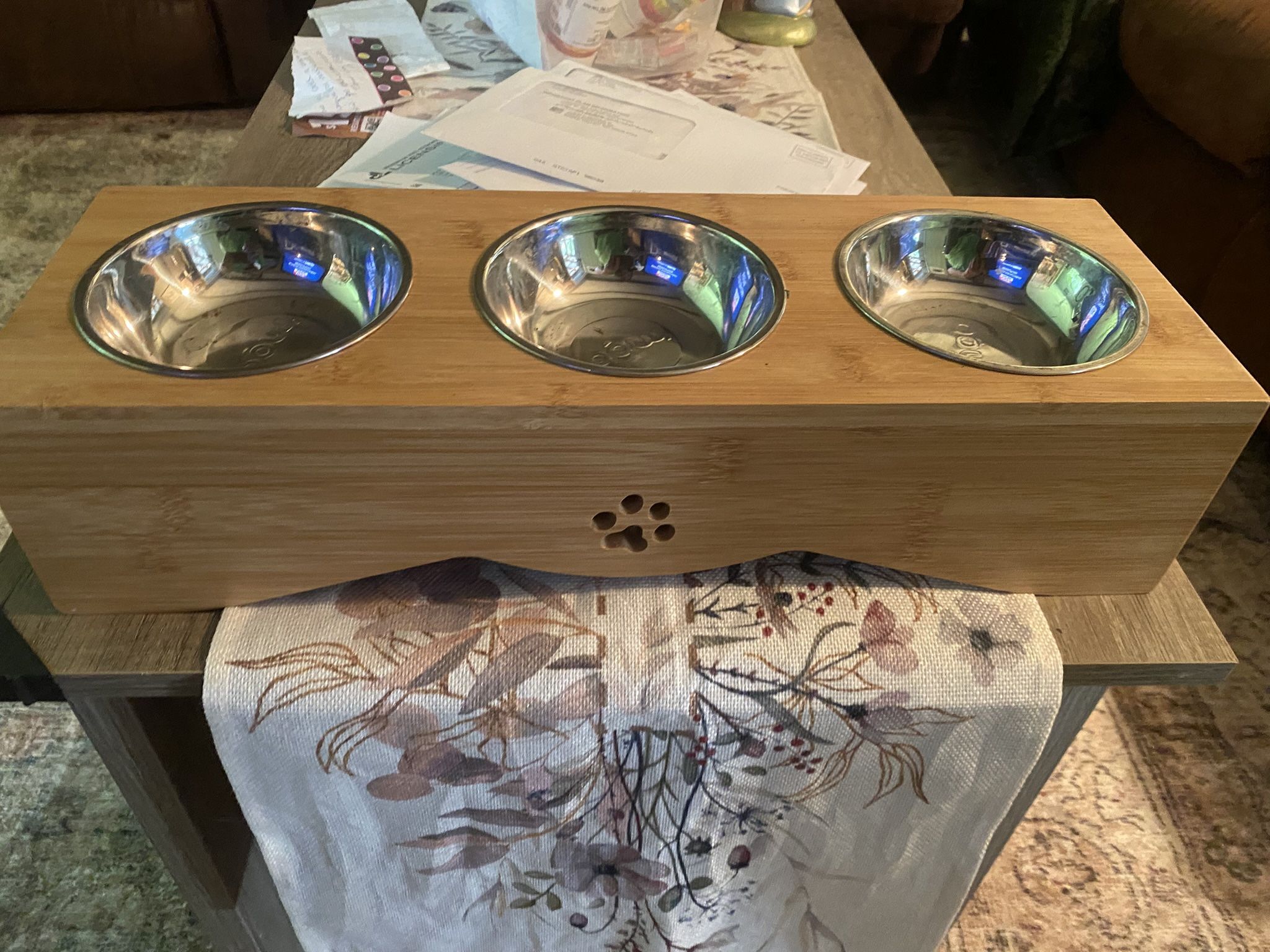 Pet Feeder