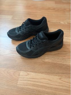 sics Gel-Contend Running Shoes size  7.5