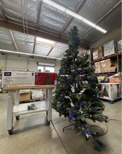 Home Accents 7.5ft. Festive Pine LED Pre-Lit Tree