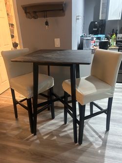 Tall table with 2 chairs