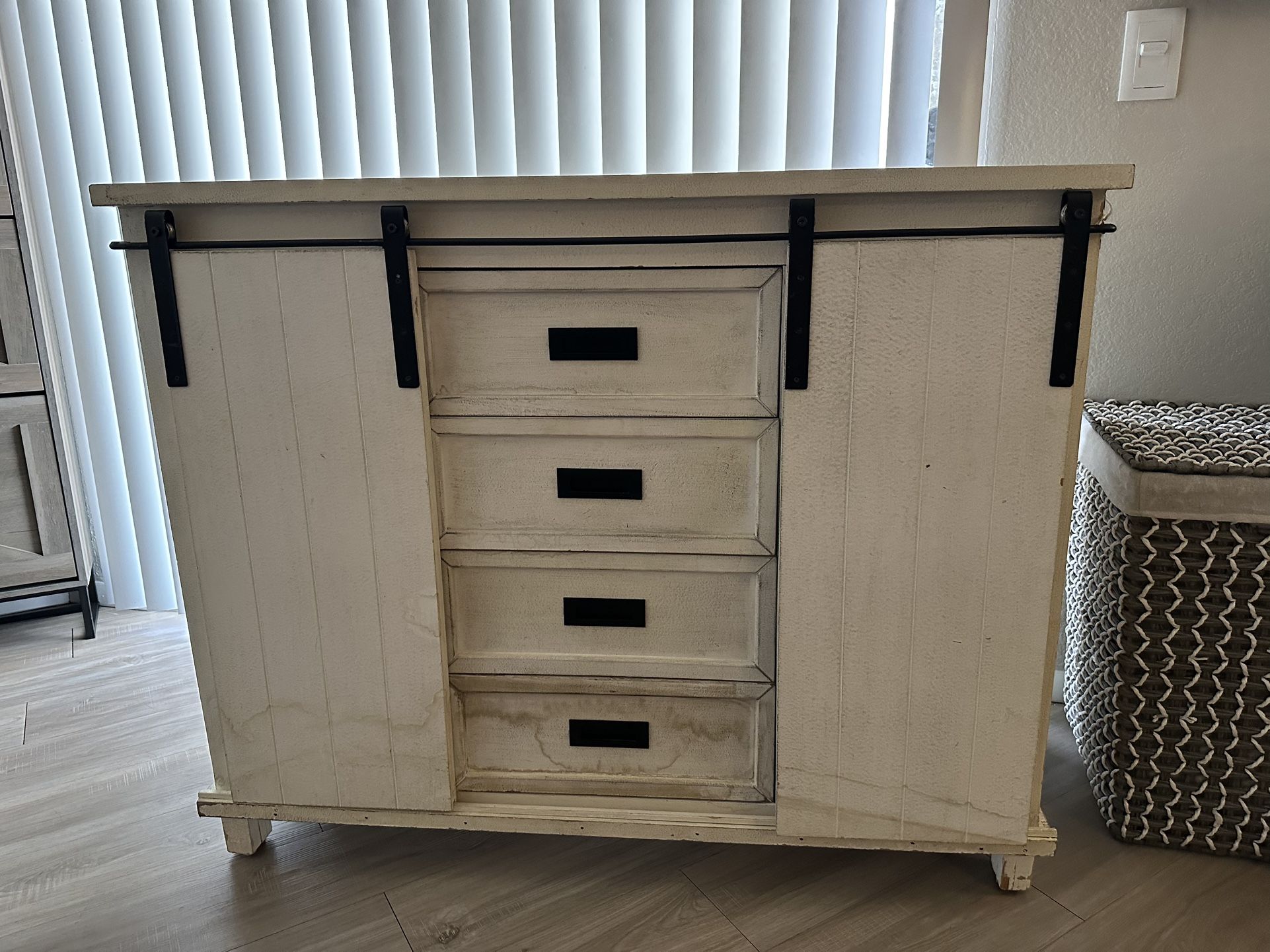 White Dresser
