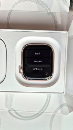 ​Apple Watch Series 10 (42mm) - Rose Gold + Extra Band & Boxes