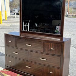 American Signature 8 Drawer Dresser with mirror - 62in. 