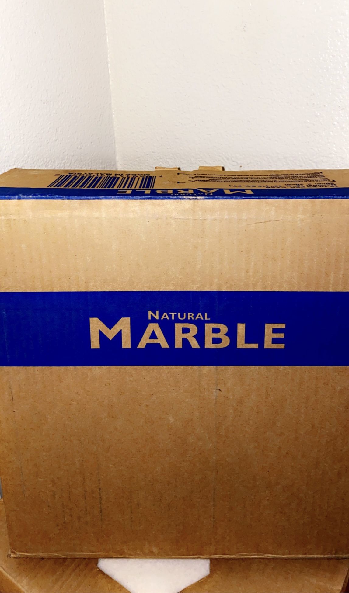 White polished floor & wall marble tile.