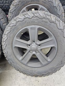 Jeep wrangler 18x7.5 5x 127mm