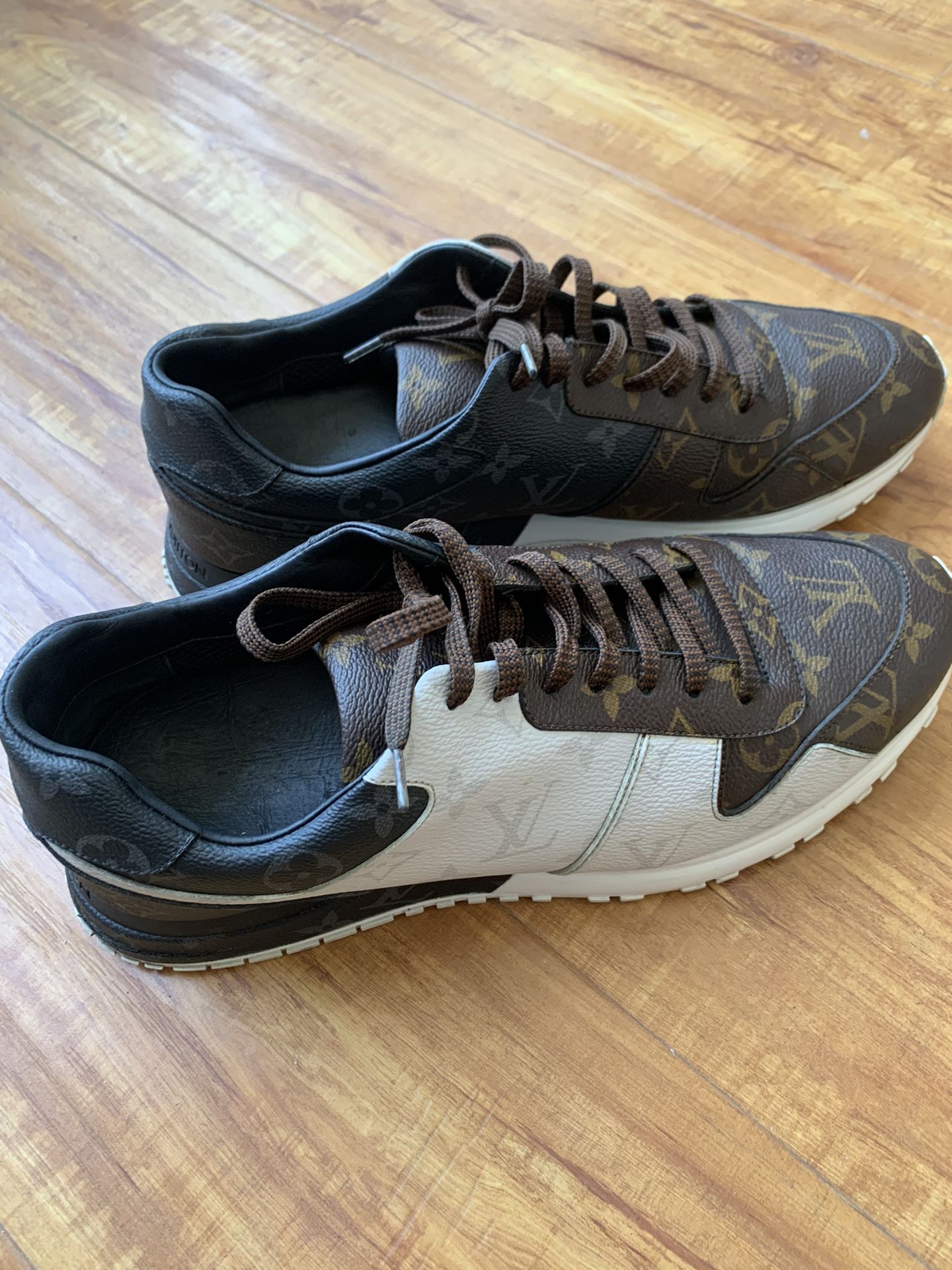 Louis Vuitton Men's Run Away Sneaker, Size 9 1/2