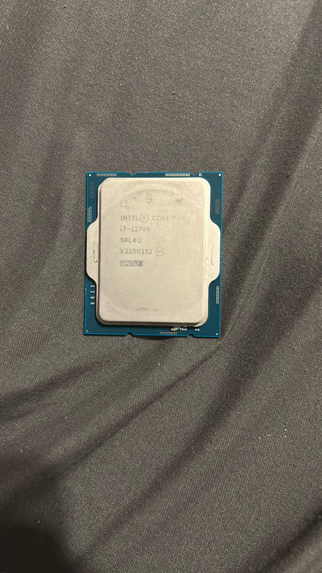 I7-12700