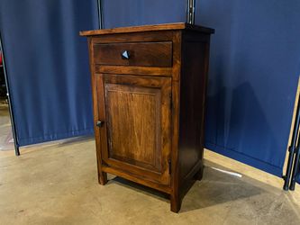 26″ Tall Single Door and Drawer Cabinet