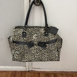 Guess tote 