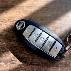 Programmable Nissan Key Fob